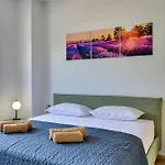 Coastal Charm With Private Pool Ližnjan