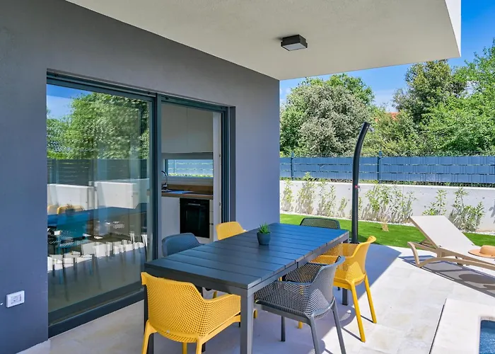 Vila Coastal Charm With Private Pool *