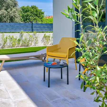Villa Coastal Charm With Private Pool *